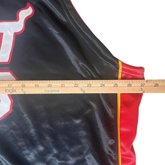 Vintage Miami Heat Dwayne Wade #3 Adidas Basketball Jersey Size 54 Stitched - Picture 10 of 12